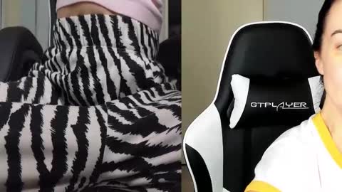 Snapshot of mabuhay_girl chatting on 01.08.26 You let people into your sea and they kill your fish online show from 01.08.26