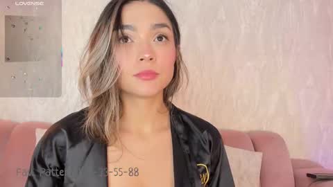 Snapshot of maca_bloom chatting on 09.12.25 Maca online show from 09.12.25