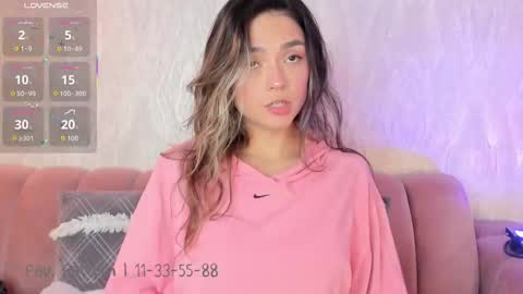 Snapshot of maca_bloom chatting on 09.18.25 Maca online show from 09.18.25