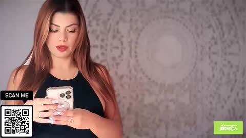 Snapshot of maca_hugo chatting on 09.22.25 Maca Hugo online show from 09.22.25