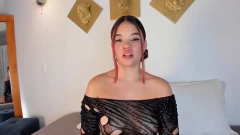 Macarena  online show from 10.09.25