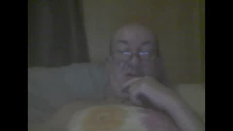 macbewdekan25 online show from 12.05.24