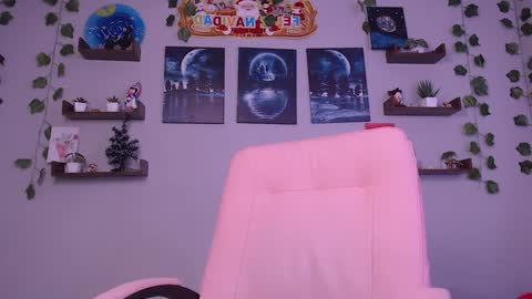 Snapshot of macey_hairy chatting on 12.26.24 Macey Elliot Modelo Independiente online show from 12.26.24