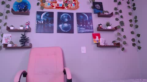 Snapshot of macey_hairy chatting on 12.28.24 Macey Elliot Modelo Independiente online show from 12.28.24
