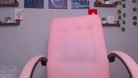 Snapshot of macey_hairy chatting on 02.12.25 Macey Elliot Modelo Independiente online show from 02.12.25