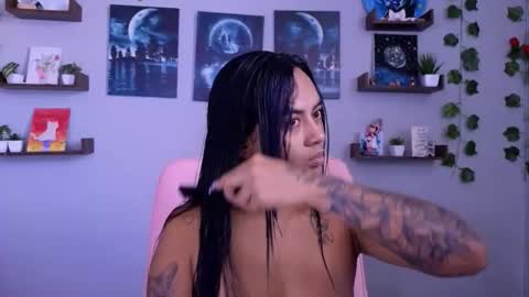 Snapshot of macey_hairy chatting on 09.14.25 Macey Elliot Modelo Independiente online show from 09.14.25
