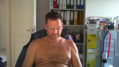 macfly67 online show from 04.01.26