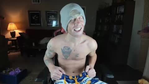 Snapshot of machinecumkelly69 chatting on 01.21.25 machinecumkelly69 online show from 01.21.25