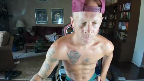 Snapshot of machinecumkelly69 chatting on 09.14.25 machinecumkelly69 online show from 09.14.25
