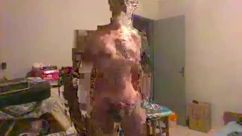 Snapshot of machoalex chatting on 04.25.26 MACHOLIVRE online show from 04.25.26