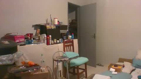 Snapshot of machoalex chatting on 05.16.26 MACHOLIVRE online show from 05.16.26