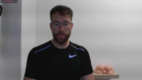 Snapshot of machohiberiko chatting on 10.16.25 Jota online show from 10.16.25