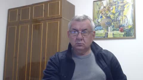 Snapshot of machomale3 chatting on 11.04.25 Macho online show from 11.04.25