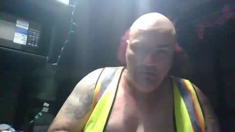 Snapshot of machuelbibliotecario chatting on 12.03.24 machu el bibliotecario online show from 12.03.24