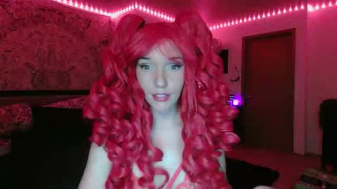Snapshot of maciimayy chatting on 10.19.25 maciimayy online show from 10.19.25