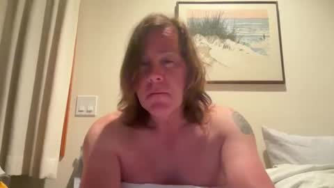 xStraightEdgex online show from 04.19.26