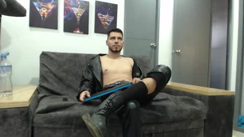 instagram mackdanielsx online show from 09.10.25