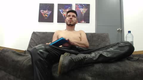 Snapshot of mack_daniels chatting on 02.12.26 instagram mackdanielsx online show from 02.12.26