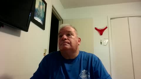 mackdocc001 online show from 09.10.25