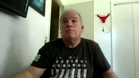 mackdocc001 online show from 10.14.25