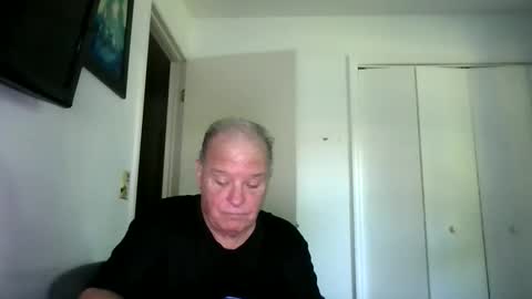 mackdocc001 online show from 04.16.26