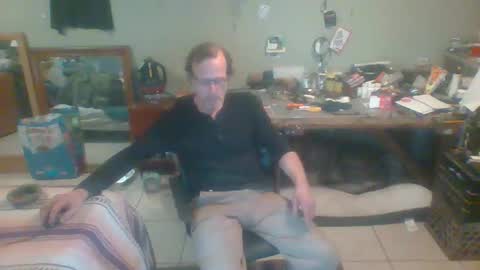 Snapshot of mackdog1369 chatting on 01.14.25 mackdog1369 online show from 01.14.25