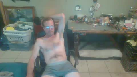 Snapshot of mackdog1369 chatting on 01.17.25 mackdog1369 online show from 01.17.25