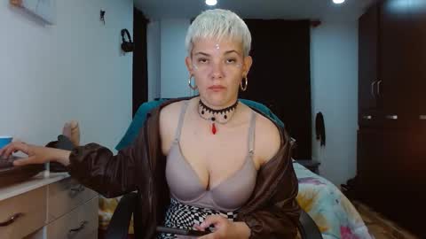 Noah Askew online show from 03.02.26