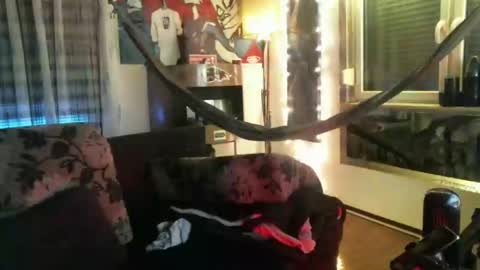 Manuel online show from 01.01.25