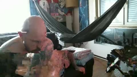 Manuel online show from 03.01.25