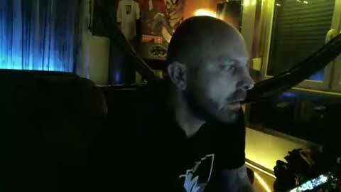 Manuel online show from 03.01.25