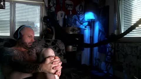 Manuel online show from 09.12.25