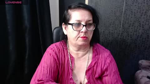 Snapshot of madam_sanjanne chatting on 05.19.26 Madam Sanjanne online show from 05.19.26