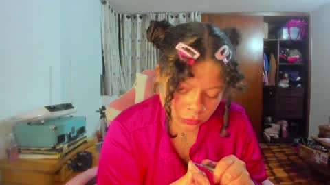 Snapshot of madam_sativa chatting on 06.03.26 di online show from 06.03.26