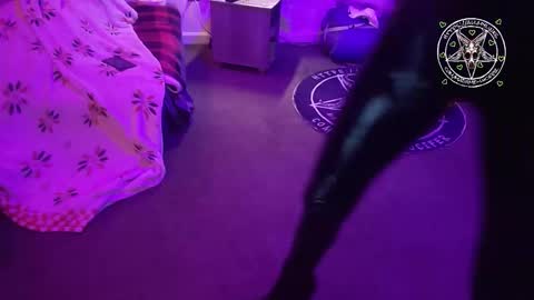 Madame Lucifer online show from 02.13.26