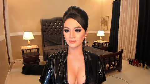 Alison Kloss online show from 12.09.24