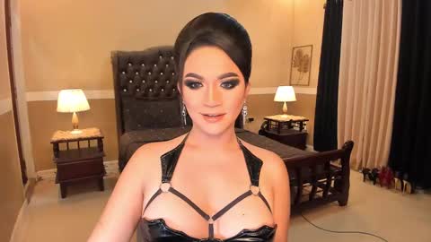 Alison Kloss online show from 03.02.25