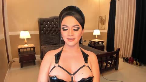 Alison Kloss online show from 03.04.25