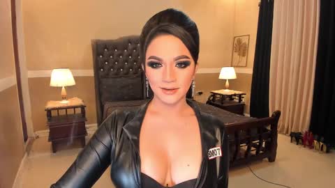 Alison Kloss online show from 03.10.25
