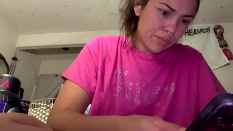 SummerPeach online show from 12.19.24