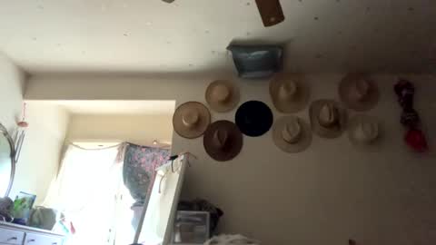 SummerPeach online show from 12.24.24