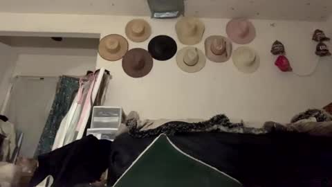 SummerPeach online show from 01.01.25