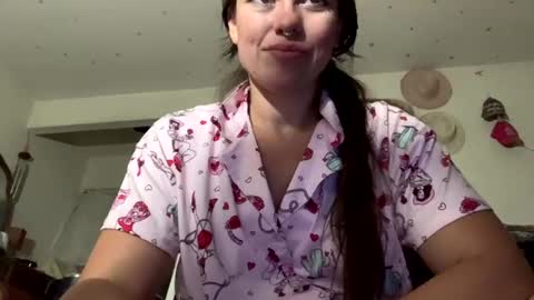 SummerPeach online show from 01.04.25