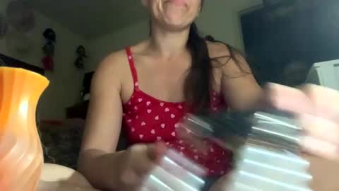 SummerPeach online show from 01.21.25