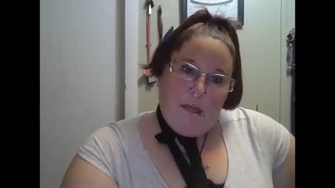 madampumkin online show from 04.19.26