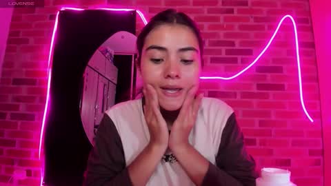 Snapshot of maddie_kim chatting on 10.13.25 M A D D I E K I M online show from 10.13.25