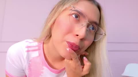 maddietease online show from 11.08.25