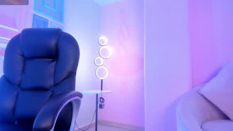 Maddison online show from 11.26.25