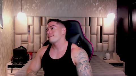 Snapshot of maddox_santana chatting on 12.22.24 Maddox Santana online show from 12.22.24