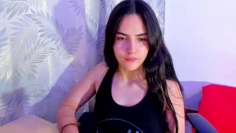 maddy8_ online show from 12.18.24